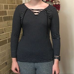 Old Navy Black & White Stripe Long Sleeve Shirt